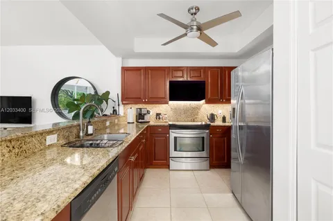 $399,000 | 1200 Northeast 105th Street, Unit 27, Miami Shores, FL 33138