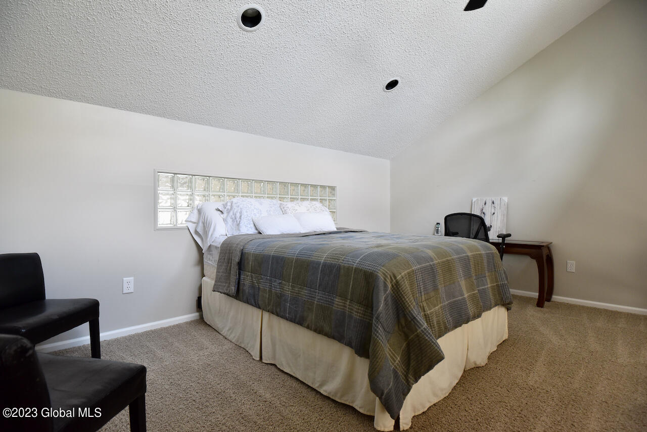 61 Fitzgerald Road Queensbury, NY 12804 - Photo 52 of 60 34