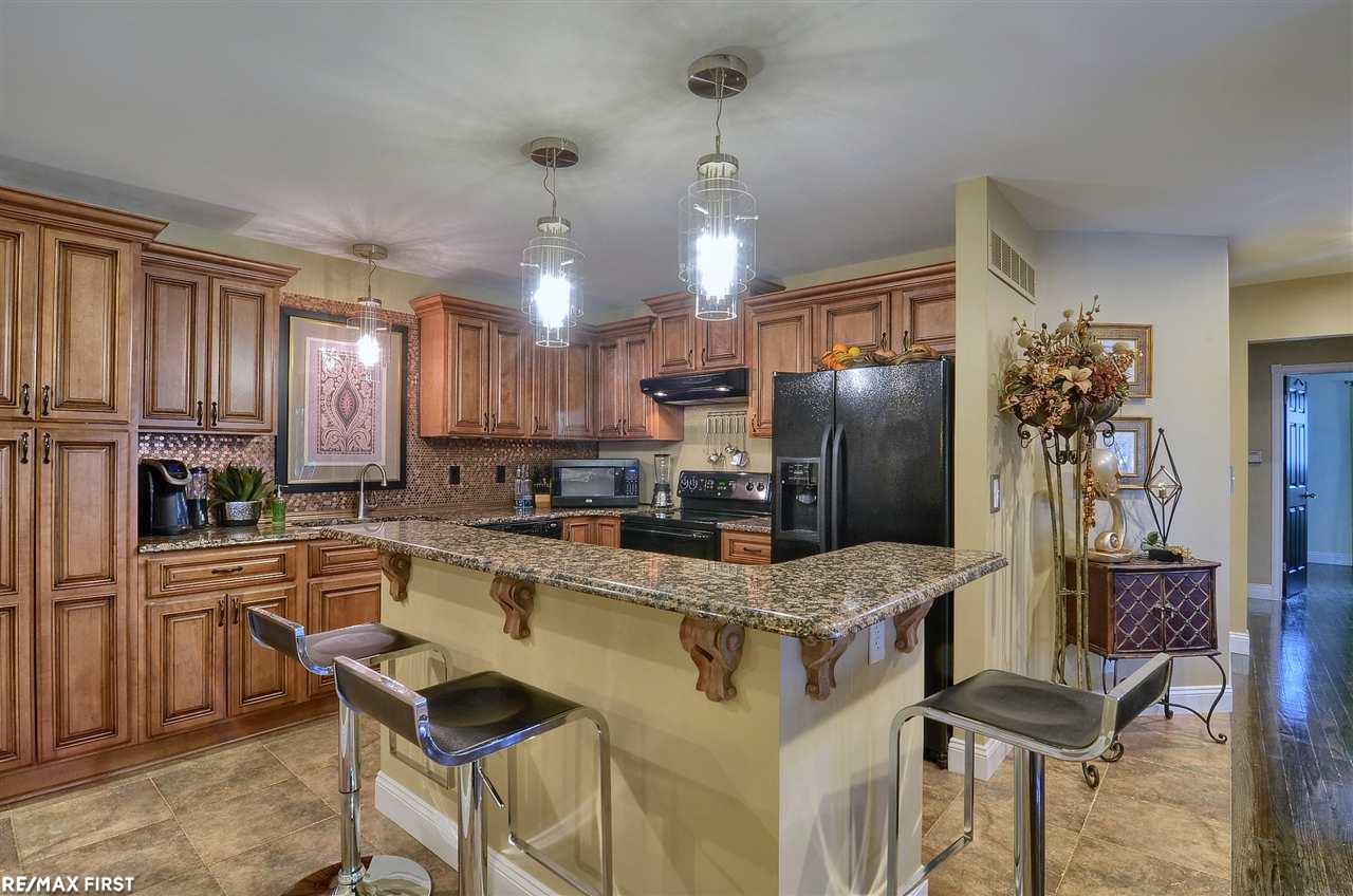 7151 Perry Lake Road Clarkston, MI 48346 - Photo 6 of 48