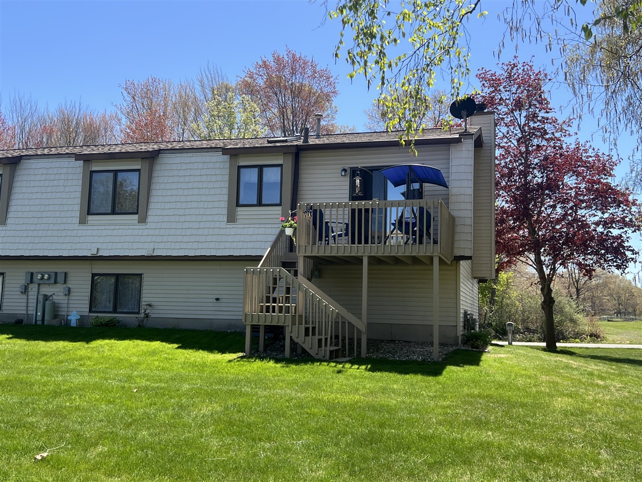17267 Roosevelt Road Spring Lake, MI 49456 - Photo 23 of 30