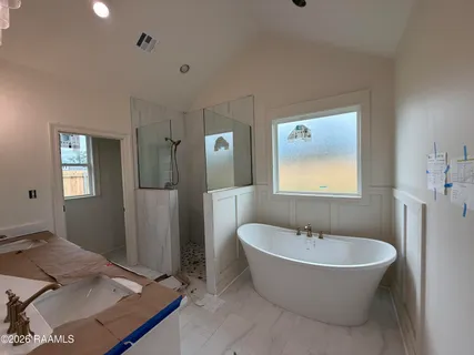 $432,630 | 107 Fountain Mdw Drive, Broussard, LA 70518