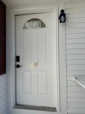 $2,300 | 244 Main Street, Unit 2, North Andover, MA 01845