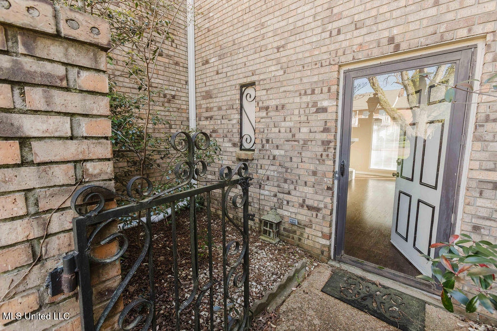 19 Timber Ridge Drive Brandon, MS 39042 - Photo 3 of 21 watsonphotography250324164734