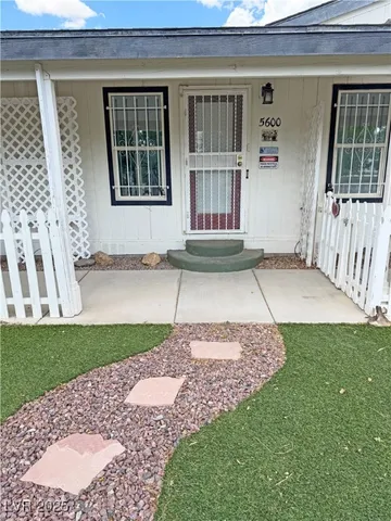 $329,900 | 5600 Doubletree Road, Pahrump, NV 89061