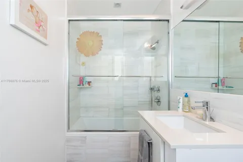 $3,195,000 | 501 Northeast 51st Street, Miami, FL 33137