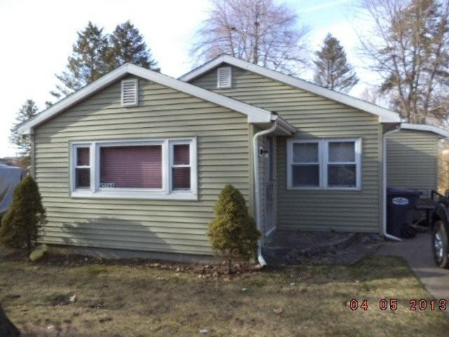 45544 Eleanor Decatur, MI 49045 - Photo 1 of 6 Primary Photo