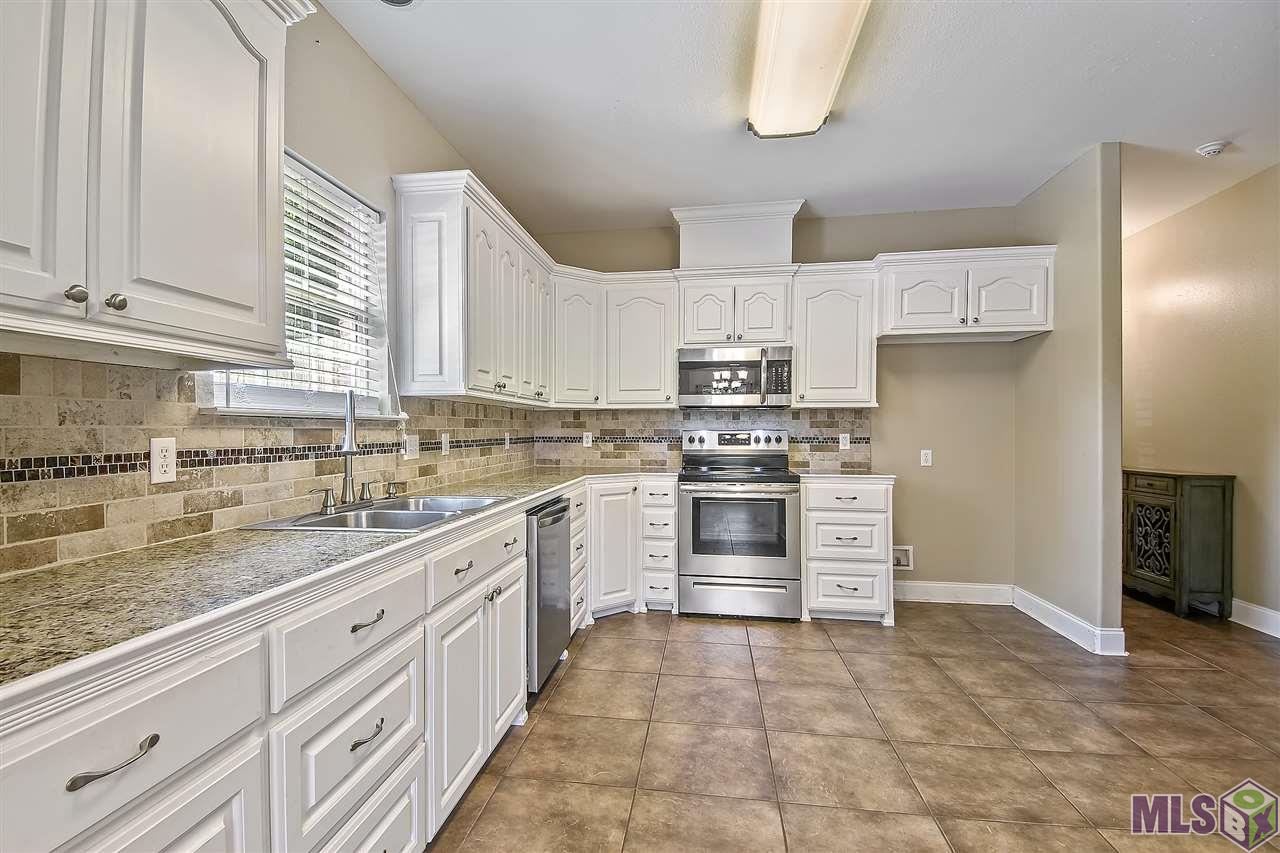 41454 Cannon Road Gonzales, LA 70737 - Photo 5 of 15 Kitchen