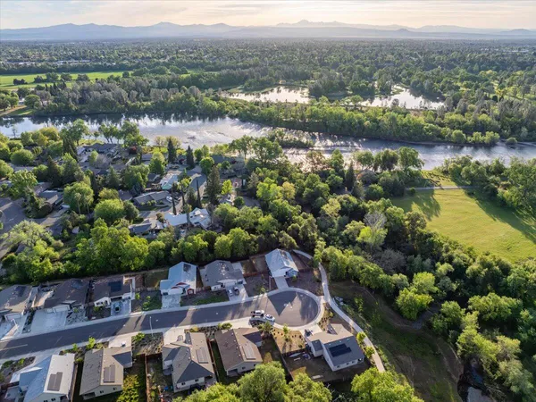 $424,900 | 3622 Ginny Court, Redding, CA 96001