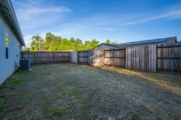 $424,900 | 3622 Ginny Court, Redding, CA 96001