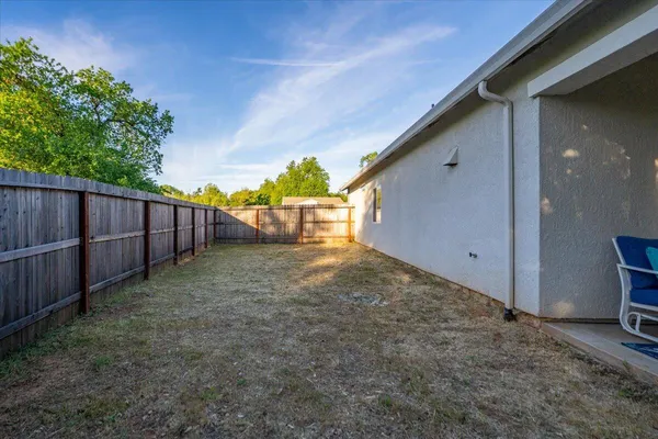 $424,900 | 3622 Ginny Court, Redding, CA 96001