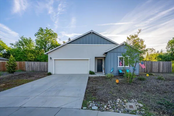 $424,900 | 3622 Ginny Court, Redding, CA 96001