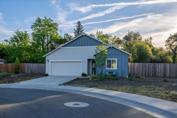 $424,900 | 3622 Ginny Court, Redding, CA 96001