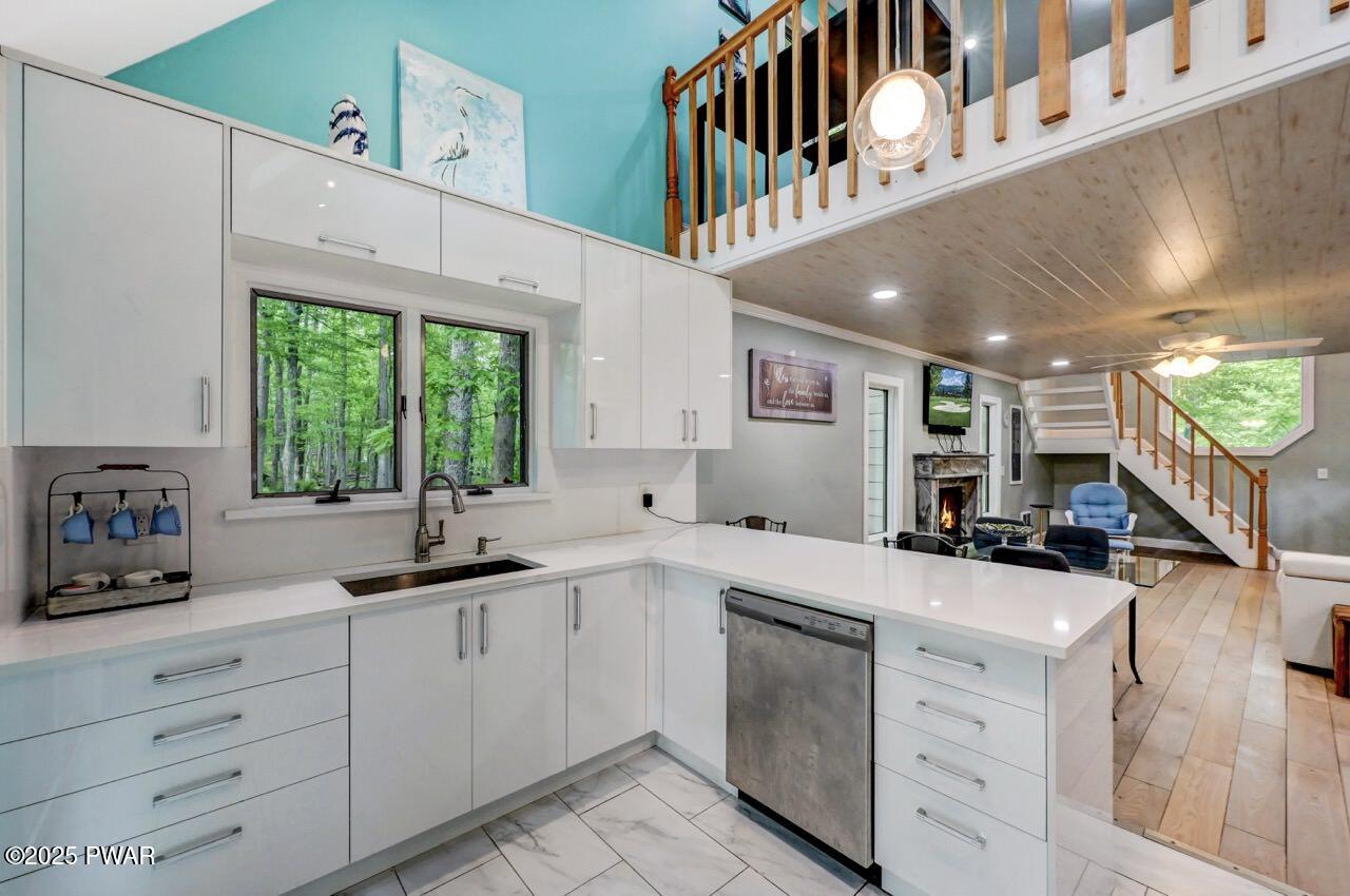 143 East Lakeview Road Lackawaxen, PA 18435 - Photo 18 of 73