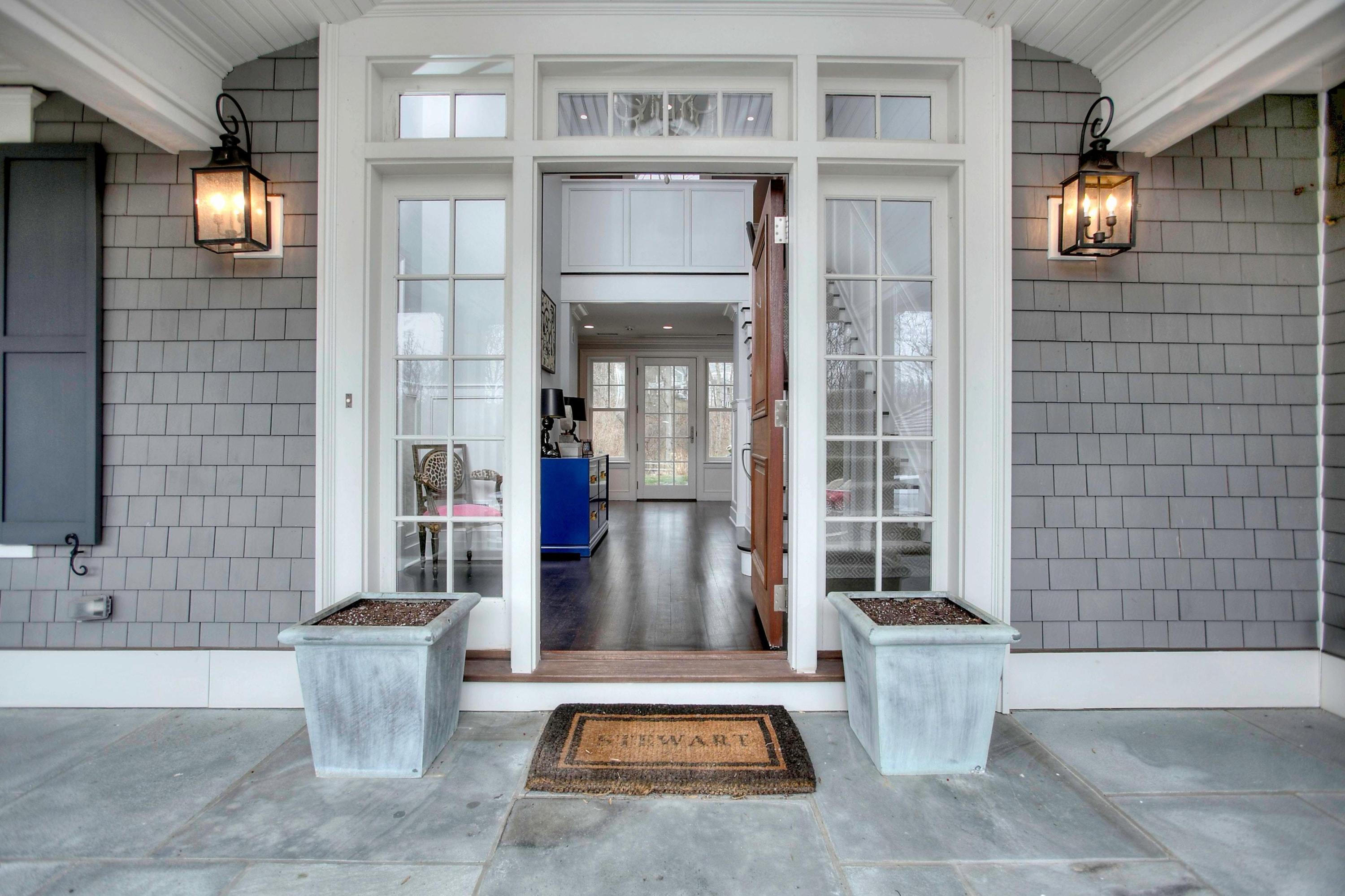 24 Cross Road Darien, CT 06820 - Photo 9 of 53 9