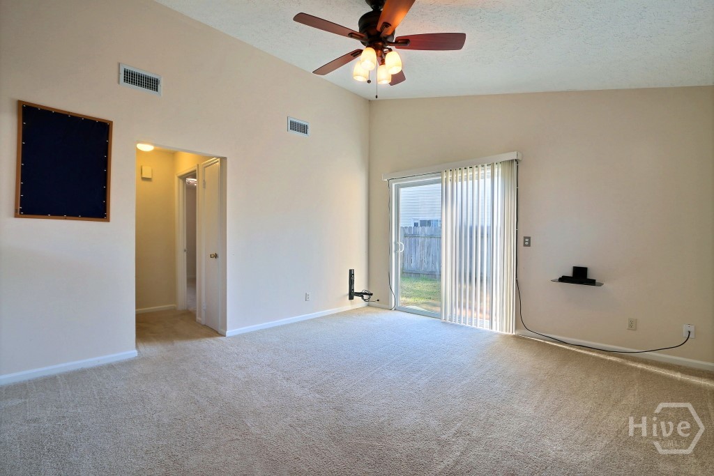 307 Mapmaker Lane Savannah, GA 31410 - Photo 5 of 26