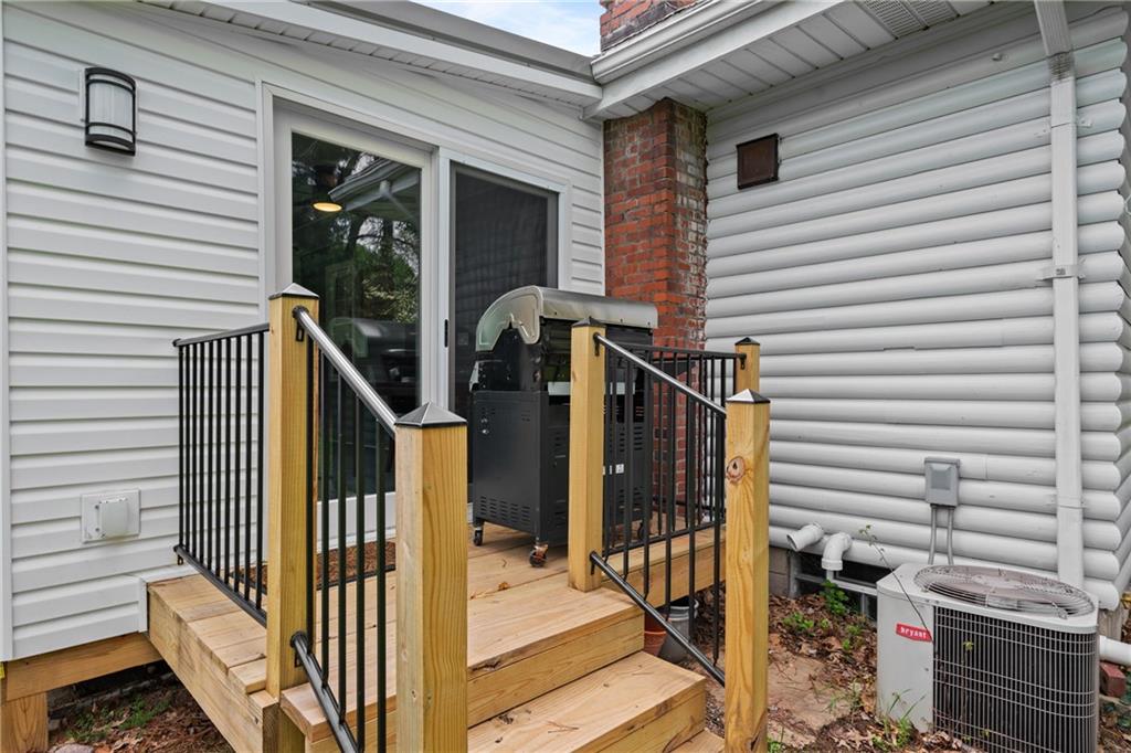 594 Whitestown Road Butler, PA 16001 - Photo 19 of 25 a view of street from balcony