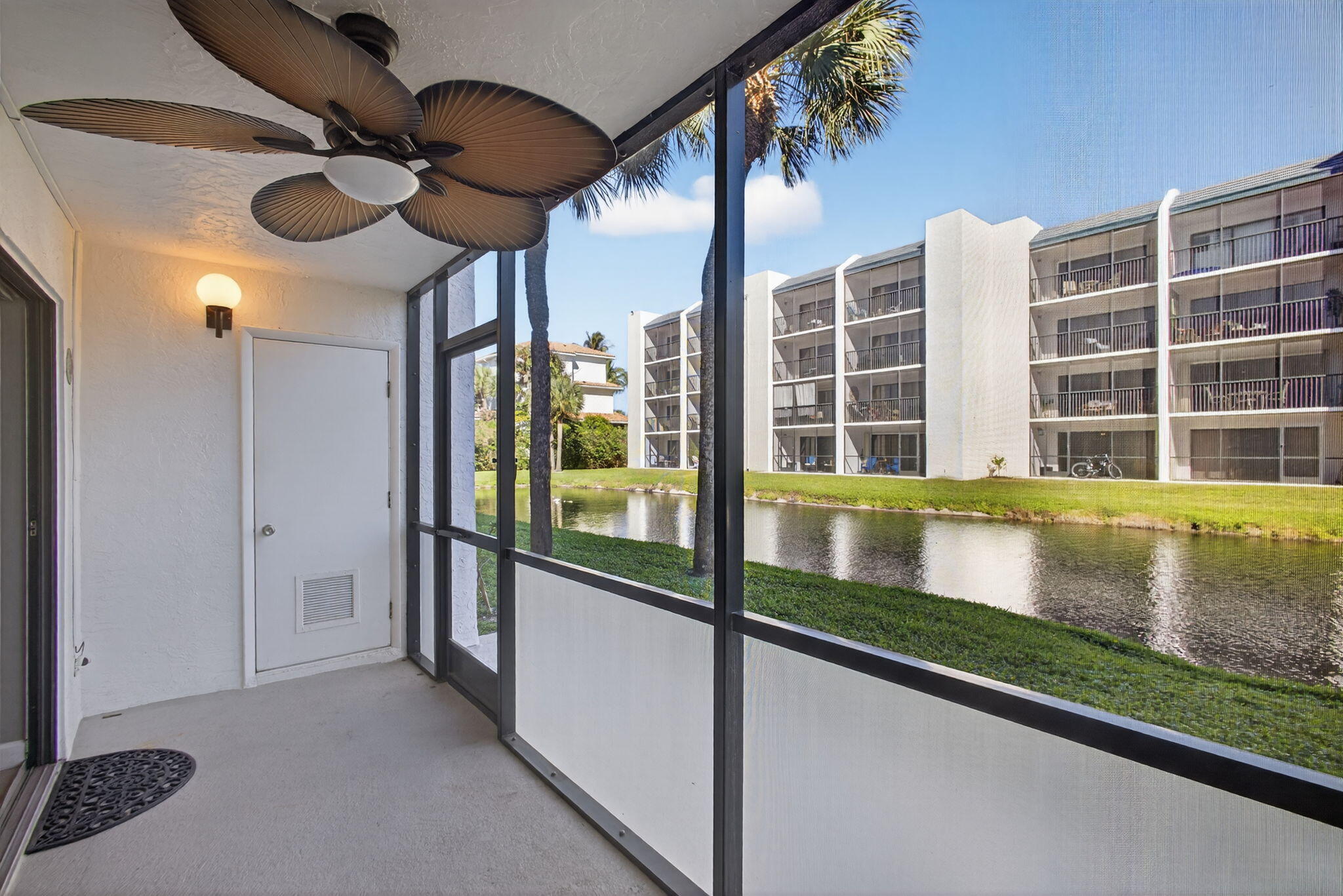 1605 Highway 1, Unit D105 Jupiter, FL 33477 - Photo 31 of 69 a view of swimming pool
