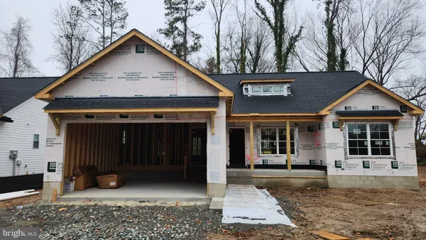 a view of a house with a outdoor space