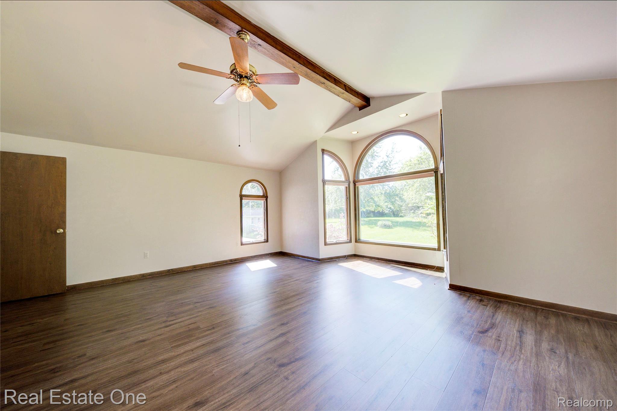3125 West Commerce Road Milford, MI 48380 - Photo 24 of 63 IMG_4021_2_3.jpg