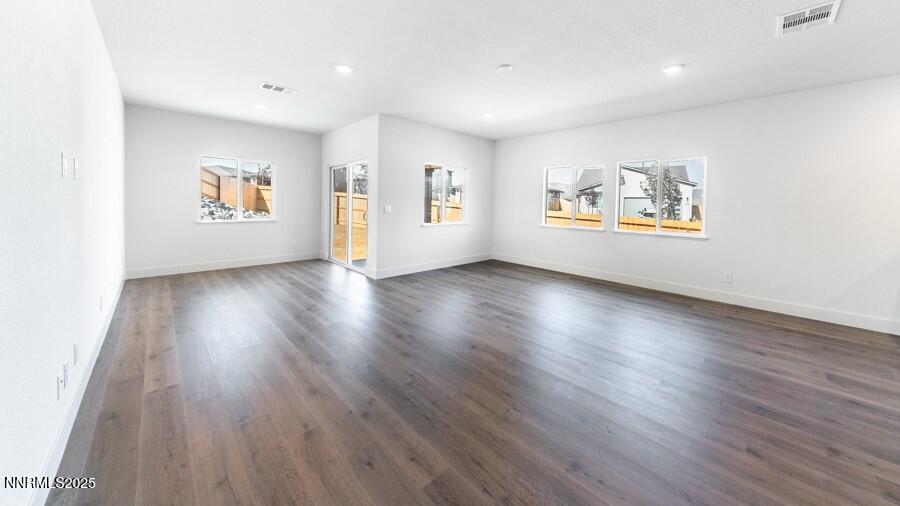 1300 Coco Drive Carson City, NV 89705 - Photo 10 of 22 Great Room