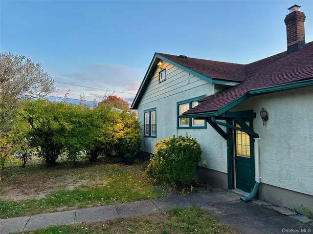 $4,000 | Undisclosed Address, Hicksville, NY 11801
