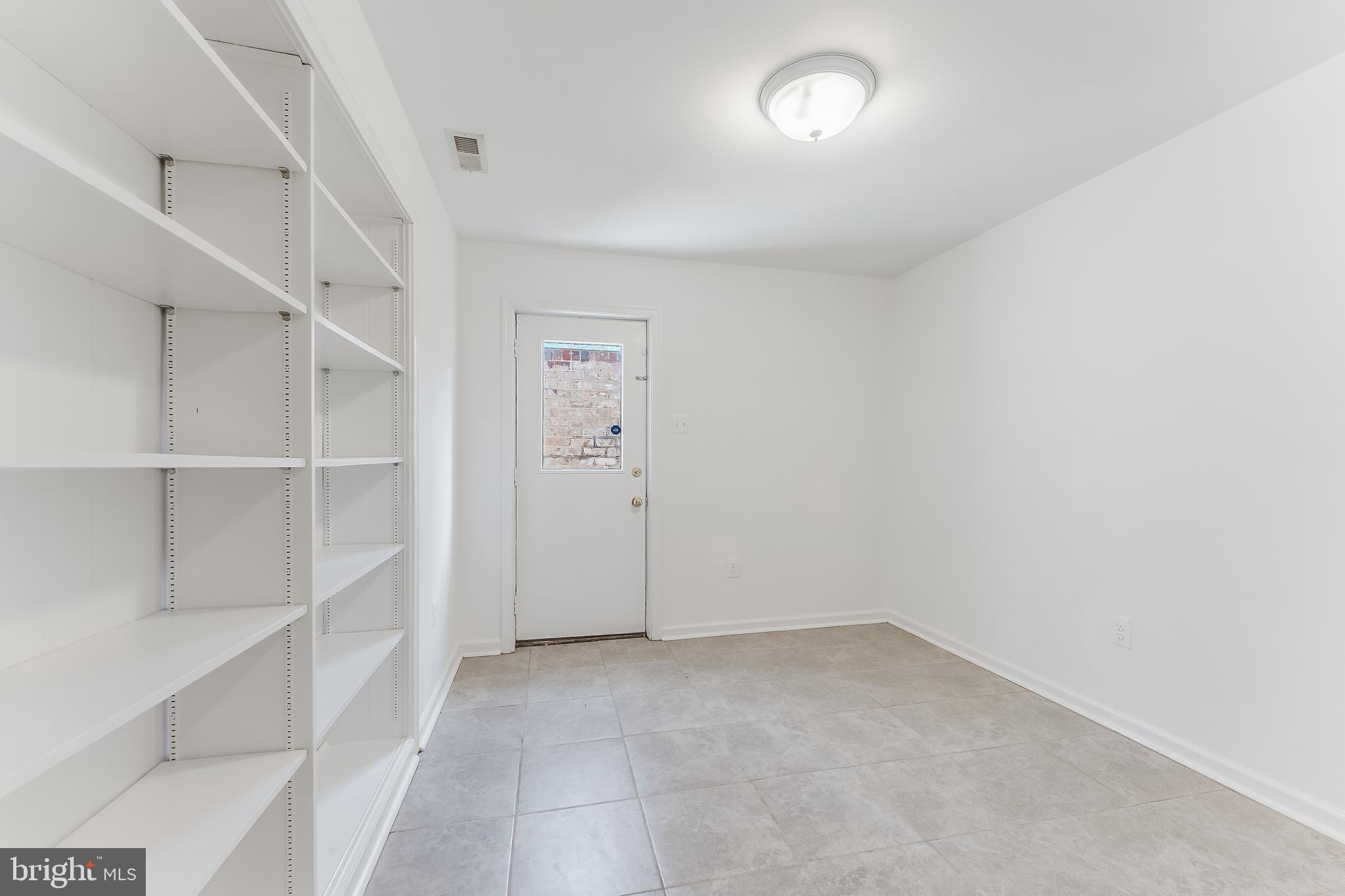 2615 Steeplechase Drive Reston, VA 20191 - Photo 72 of 79 an empty room with a empty space