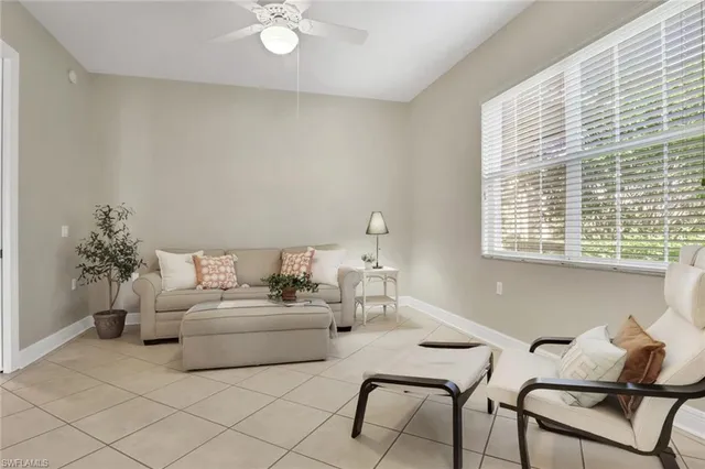 $640,000 | 785 Regency Reserve Circle, Unit 4701, Naples, FL 34119