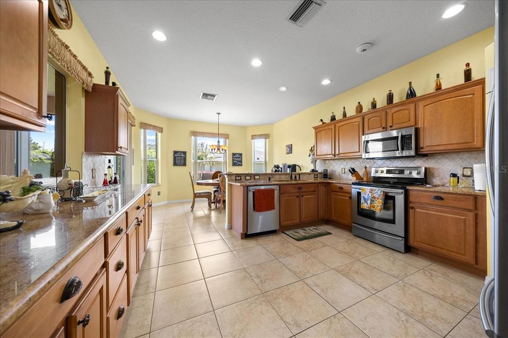 15619 Southwest 11th Terrace Road Ocala, FL 34473 - Photo 23 of 62 Gallery Image 23