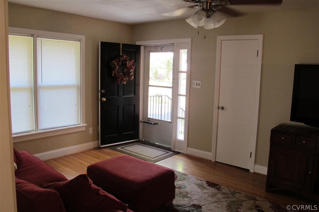 2103 Milbank Road Henrico, VA 23229 - Photo 3 of 21 Gallery Image 3