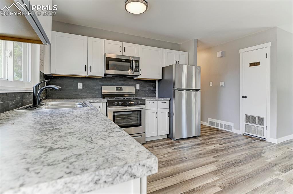 509 Inca Drive Colorado Springs, CO 80911 - Photo 5 of 32
