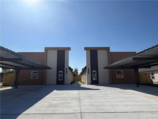 $1,400 | 1205 South Waterfall Avenue, Unit 3, Edinburg, TX 78539