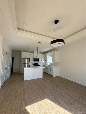 $1,400 | 1205 South Waterfall Avenue, Unit 3, Edinburg, TX 78539