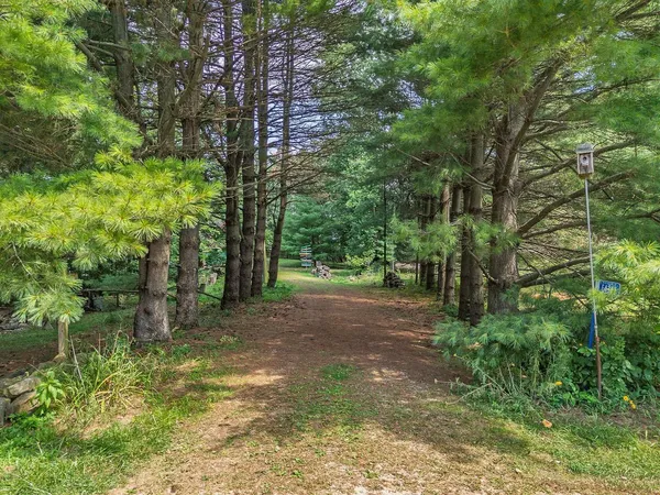 $749,500 | E4368 West Redstone Drive, La Valle, WI 53941