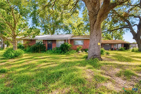 $89,500 | 194 Club Drive, Victoria, TX 77905