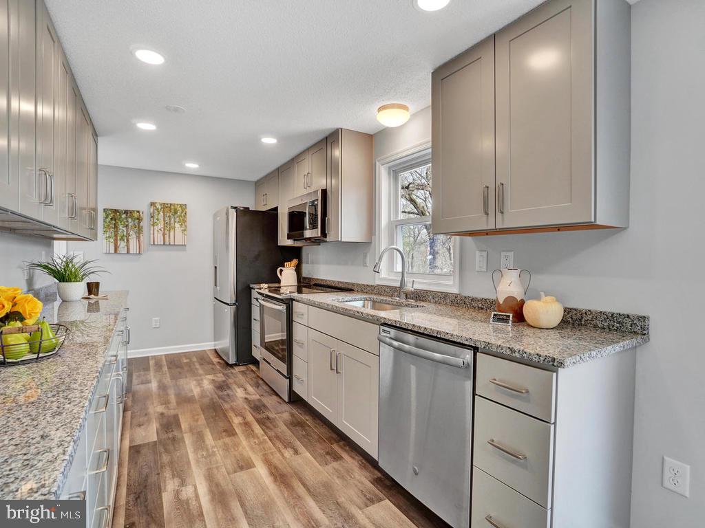 2100 Flag Marsh Road Mount Airy, MD 21771 - Photo 11 of 46 Gallery Image 11