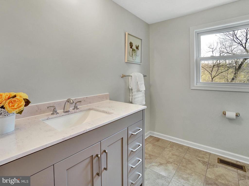 2100 Flag Marsh Road Mount Airy, MD 21771 - Photo 16 of 46 main level bath