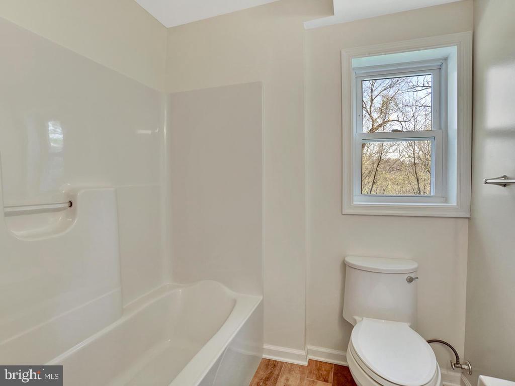 2100 Flag Marsh Road Mount Airy, MD 21771 - Photo 27 of 46 Gallery Image 27