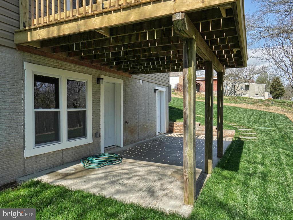 2100 Flag Marsh Road Mount Airy, MD 21771 - Photo 33 of 46 Gallery Image 33