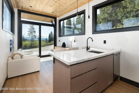 $15,000,000 | 101 Miner Creek Road, Pinedale, WY 82941