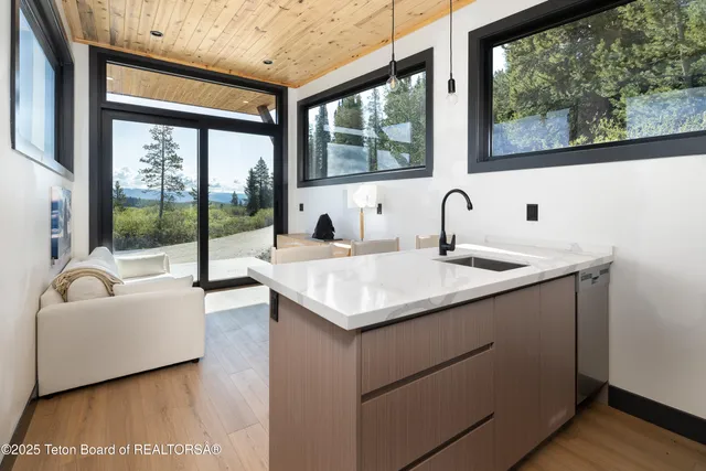 $15,000,000 | 101 Miner Creek Road, Pinedale, WY 82941