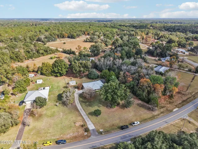 $395,000 | 120 Ashley Lake Drive, Melrose, FL 32666