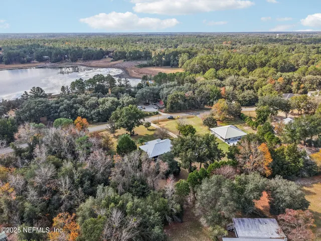 $395,000 | 120 Ashley Lake Drive, Melrose, FL 32666