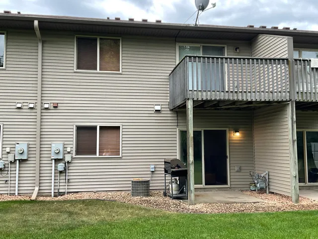 $230,000 | 23080 Bittersweet Street Northwest, St. Francis, MN 55070