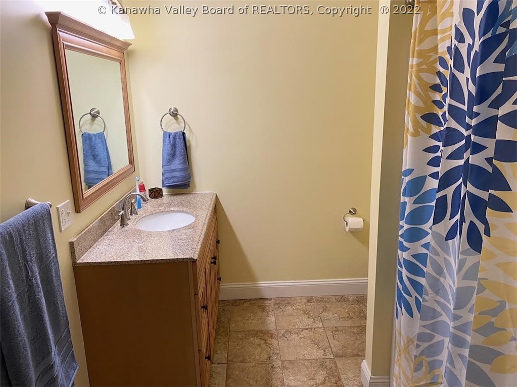 200 Oak Ridge Lane Huntington, WV 25704 - Photo 26 of 44 Gallery Image 26