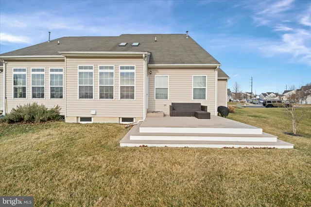 $469,000 | 220 Avonbridge Drive, Townsend, DE 19734