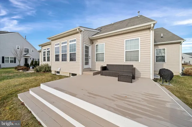 $469,000 | 220 Avonbridge Drive, Townsend, DE 19734