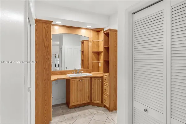 $1,180,000 | 15507 Northwest 82nd Court, Miami Lakes, FL 33016