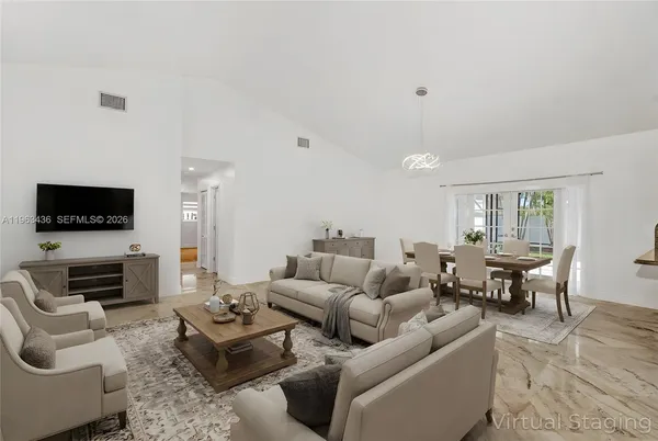 $1,180,000 | 15507 Northwest 82nd Court, Miami Lakes, FL 33016