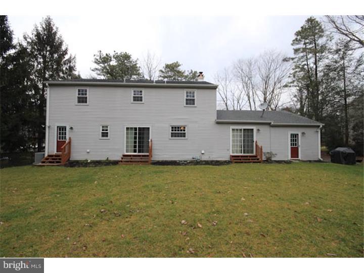 122 Hickory Road Marlton, NJ 08053 - Photo 2 of 20 Exterior Back