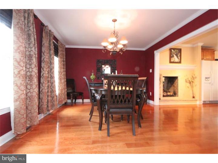 122 Hickory Road Marlton, NJ 08053 - Photo 7 of 20 Dining Room